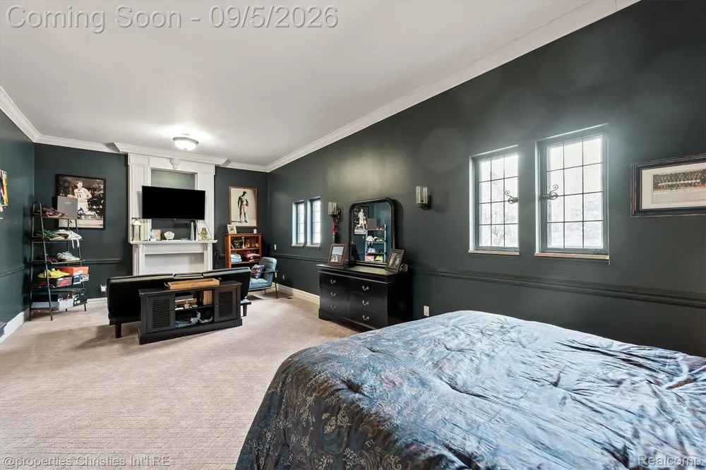 1540 Mill Race Rochester Hills City, MI 48306