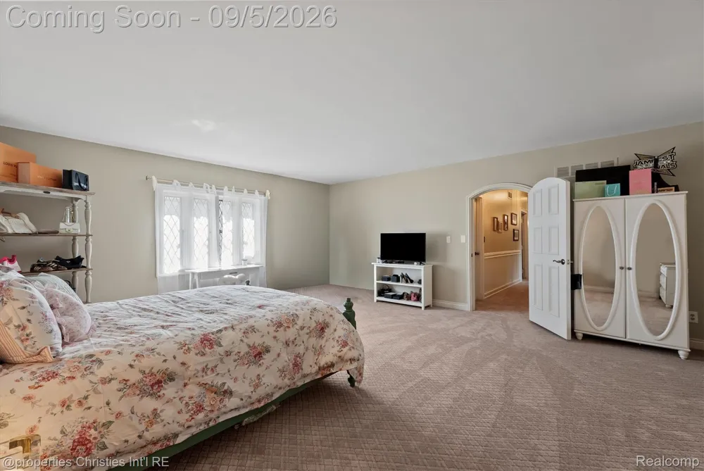 1540 Mill Race Rochester Hills City, MI 48306
