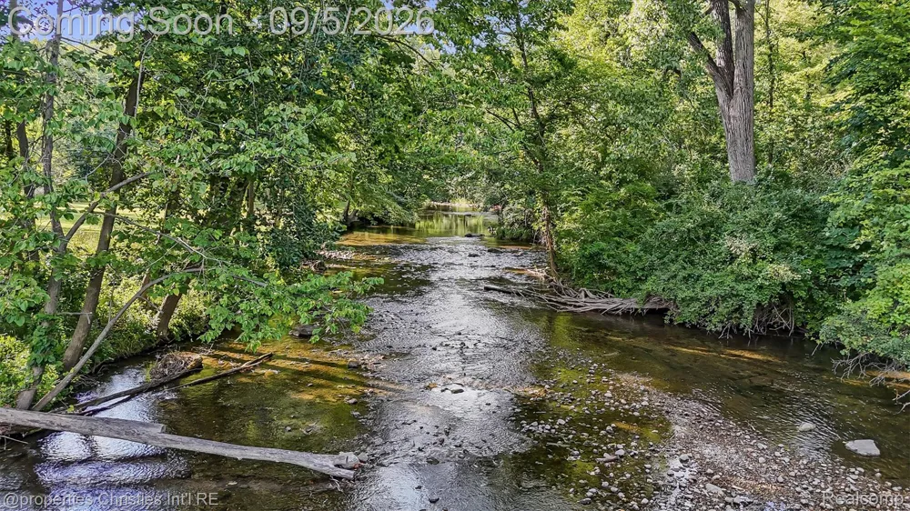 1540 Mill Race Rochester Hills City, MI 48306