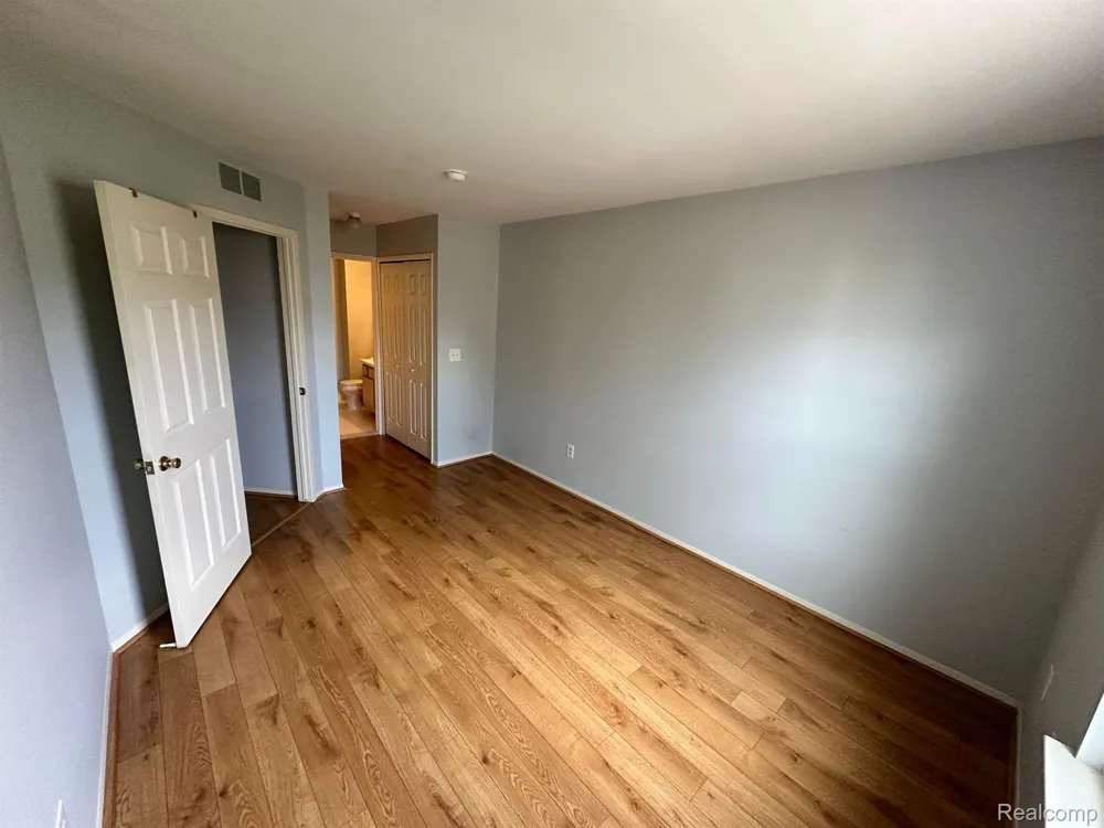 22277 ATLANTIC POINTE Farmington Hills City, MI 48336