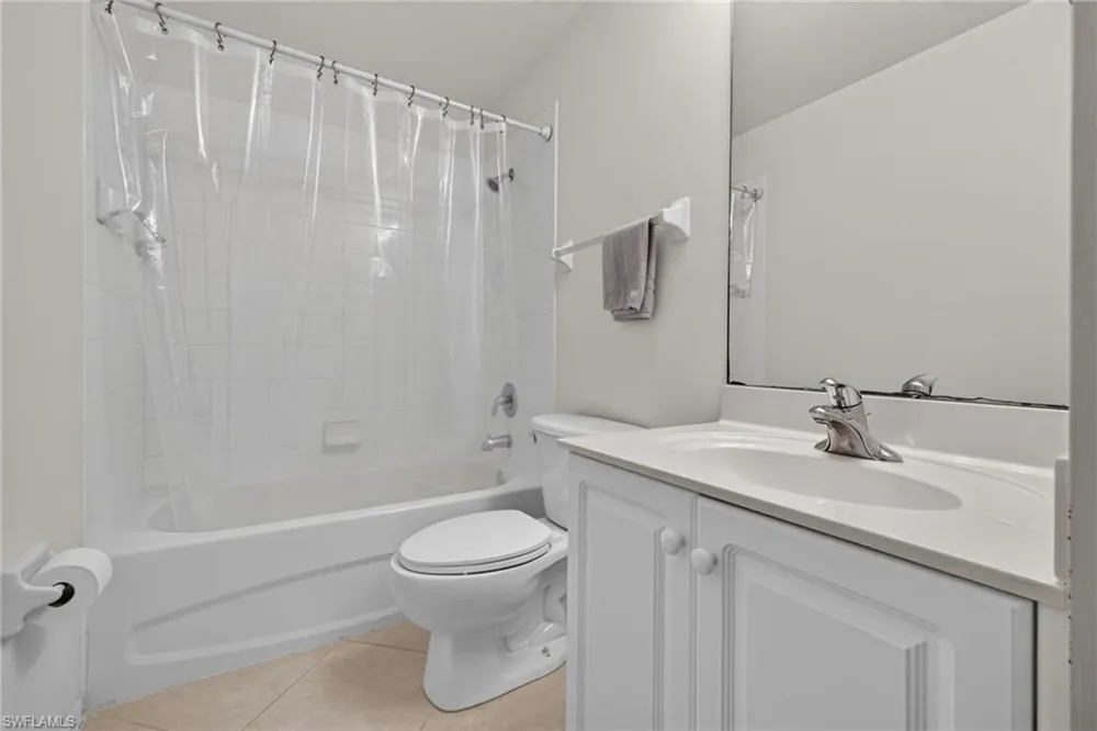 9400 Ivy Brook RUN #108 Fort Myers, FL 33913