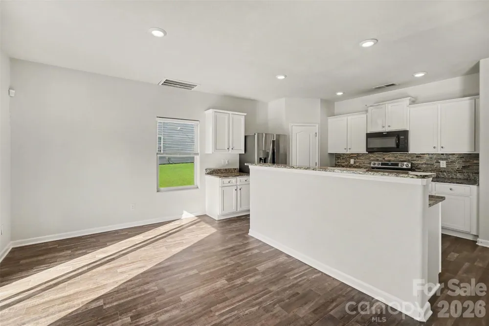8411 Highgate Drive Charlotte, NC 28215