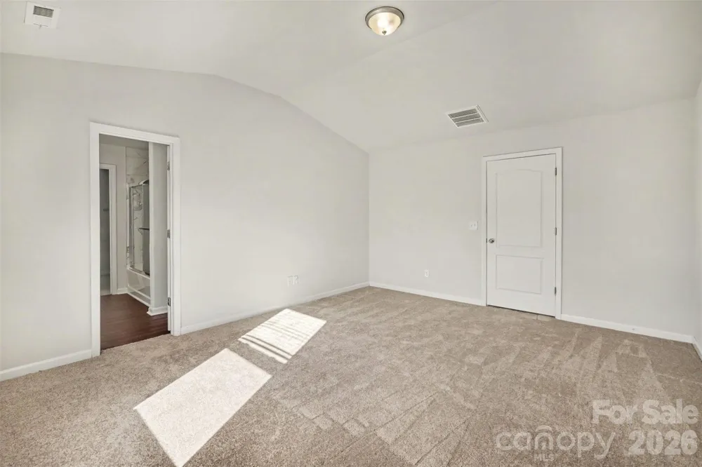 8411 Highgate Drive Charlotte, NC 28215