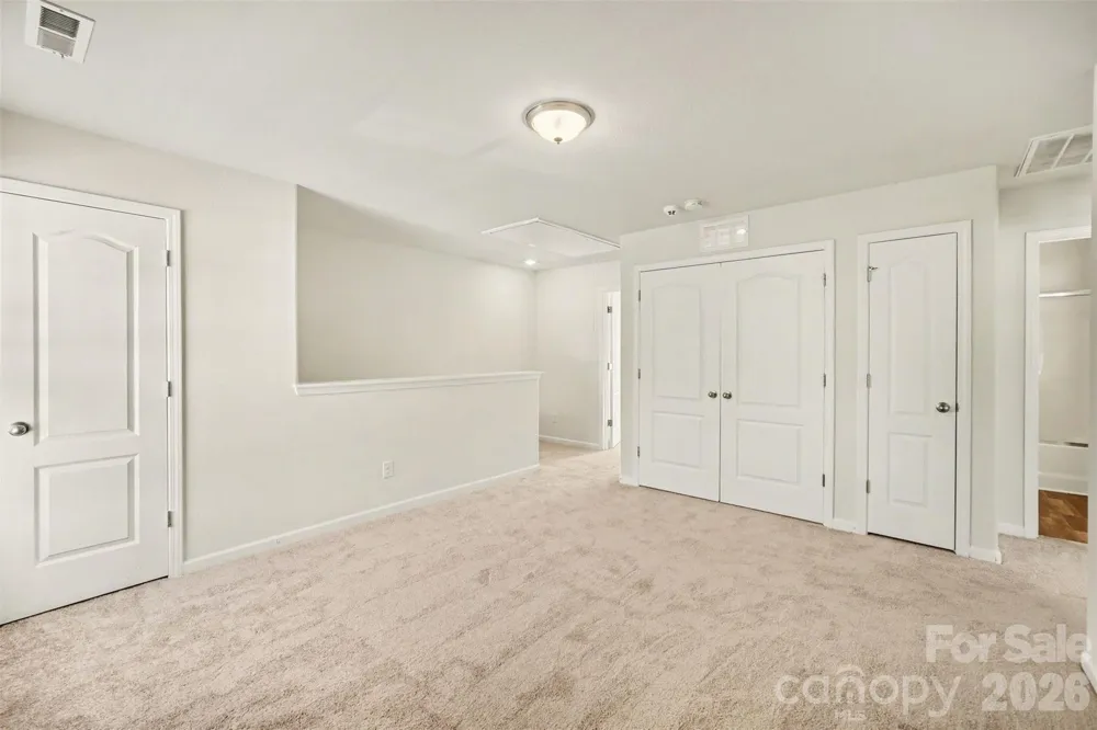 8411 Highgate Drive Charlotte, NC 28215