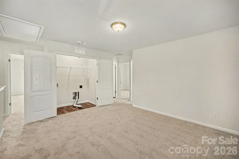 8411 Highgate Drive Charlotte, NC 28215