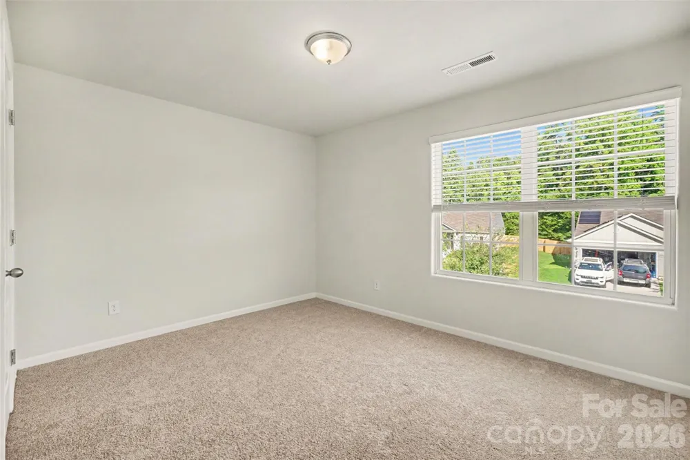8411 Highgate Drive Charlotte, NC 28215