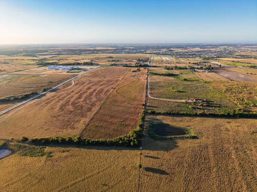 1951 Fm-487 Jarrell, TX 76537