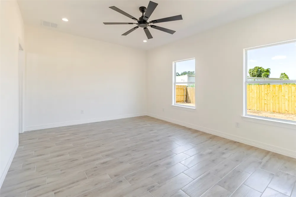 311 Myrtle Road Smithville, TX 78957