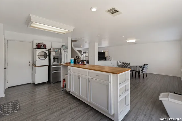 652 CHEROKEE BLVD New Braunfels, TX 78132