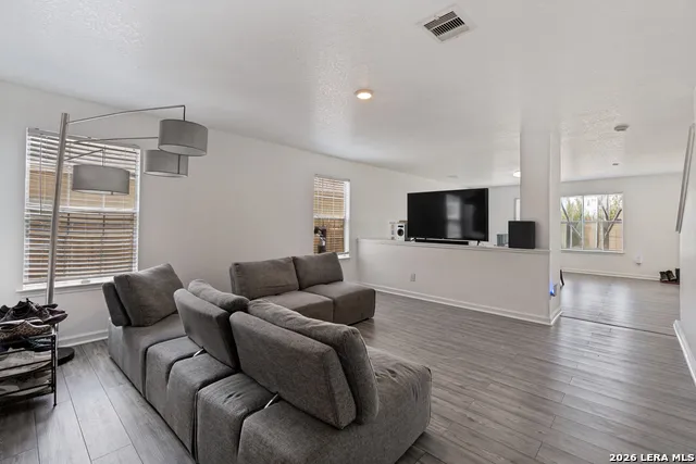 652 CHEROKEE BLVD New Braunfels, TX 78132
