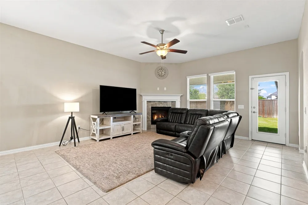 2613 Strand Lane McKinney, TX 75071