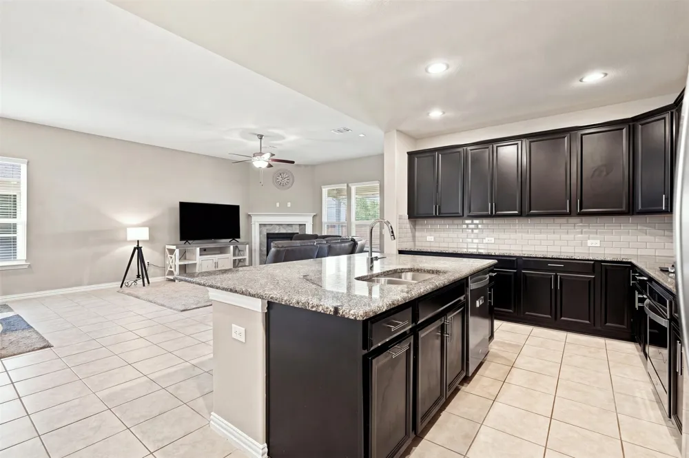 2613 Strand Lane McKinney, TX 75071