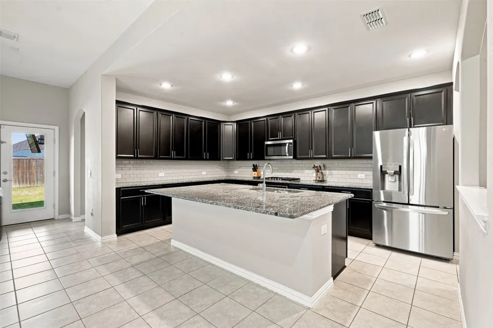 2613 Strand Lane McKinney, TX 75071