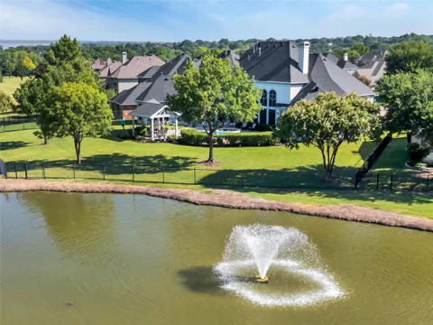 1340 Fairlakes Pointe Drive