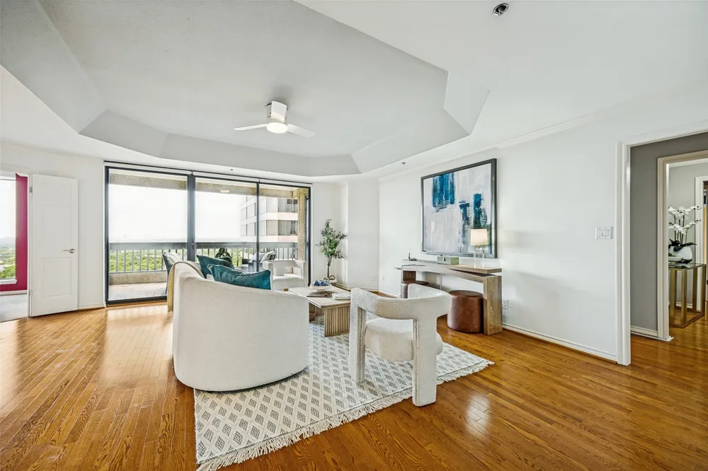 5909 Luther Lane #2104 Dallas, TX 75225