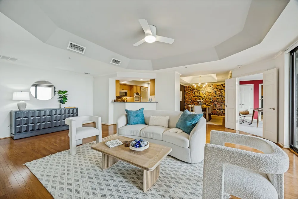 5909 Luther Lane #2104 Dallas, TX 75225