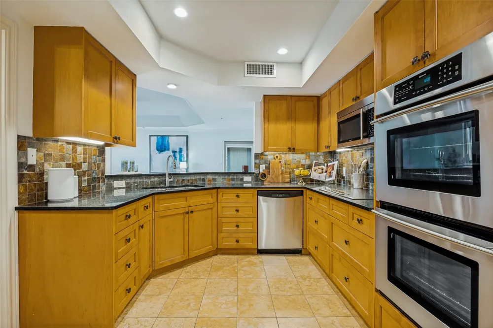 5909 Luther Lane #2104 Dallas, TX 75225