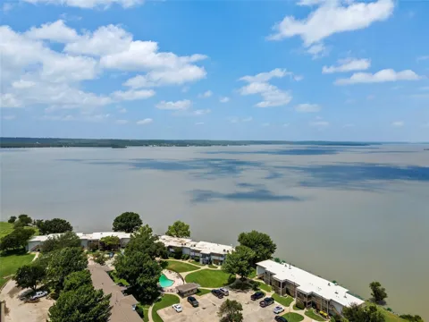 109 Harbor Drive #105