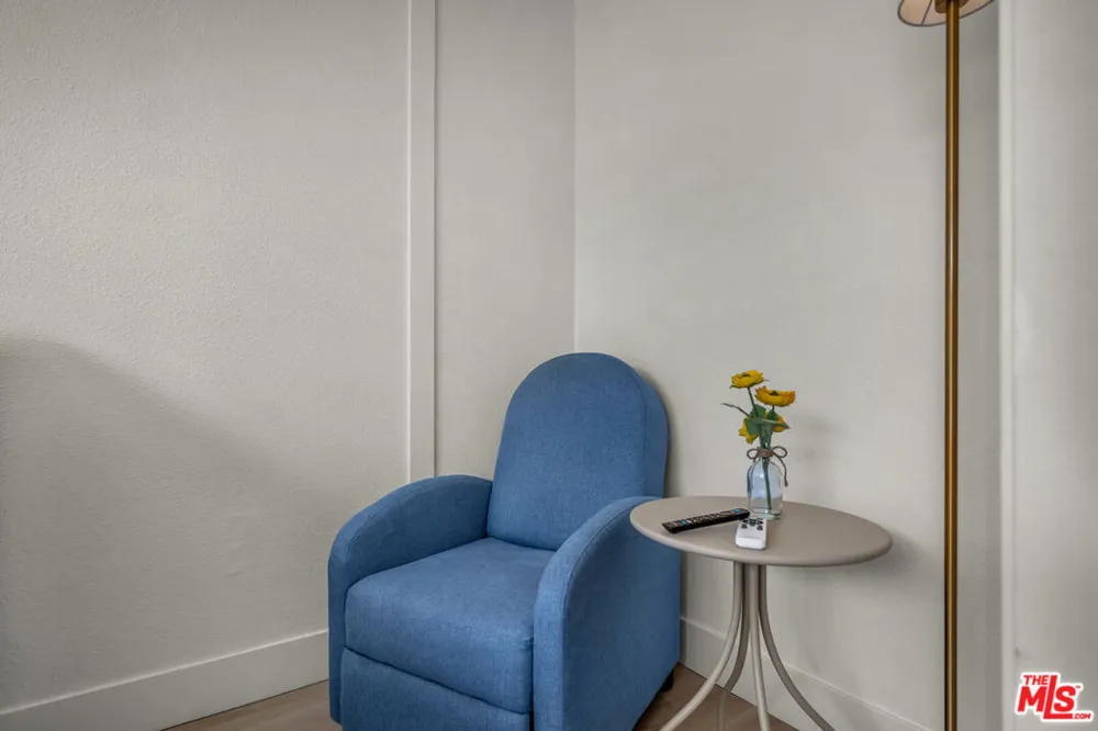 620 W Hyde Park Boulevard #111 Inglewood, CA 90302