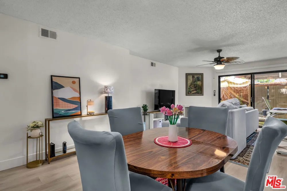 620 W Hyde Park Boulevard #111 Inglewood, CA 90302