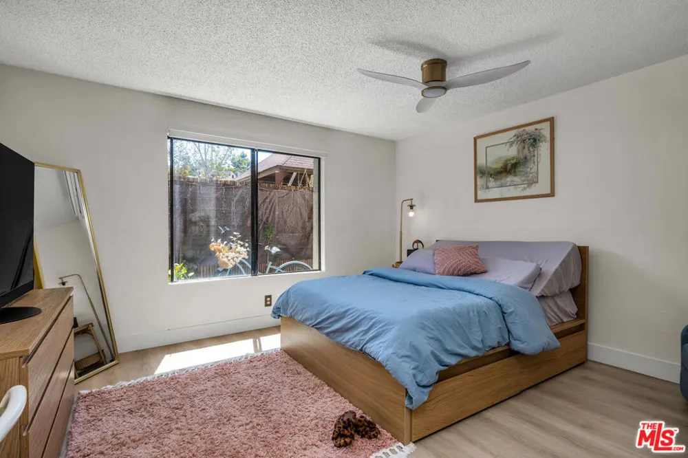 620 W Hyde Park Boulevard #111 Inglewood, CA 90302