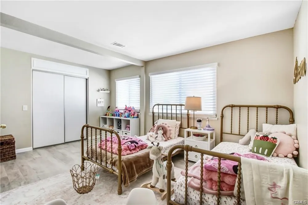 24261 Eagle Valley Moreno Valley, CA 92557