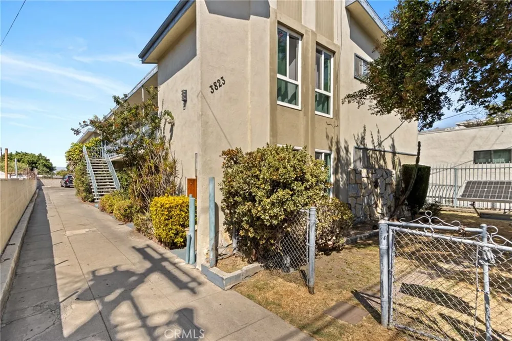 3823 Wisconsin Street #8 Los Angeles, CA 90037