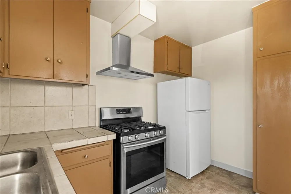 3823 Wisconsin Street #8 Los Angeles, CA 90037
