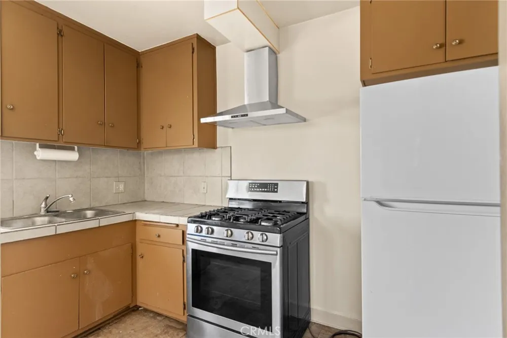 3823 Wisconsin Street #8 Los Angeles, CA 90037