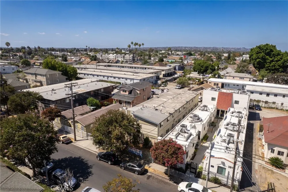 3823 Wisconsin Street #8 Los Angeles, CA 90037