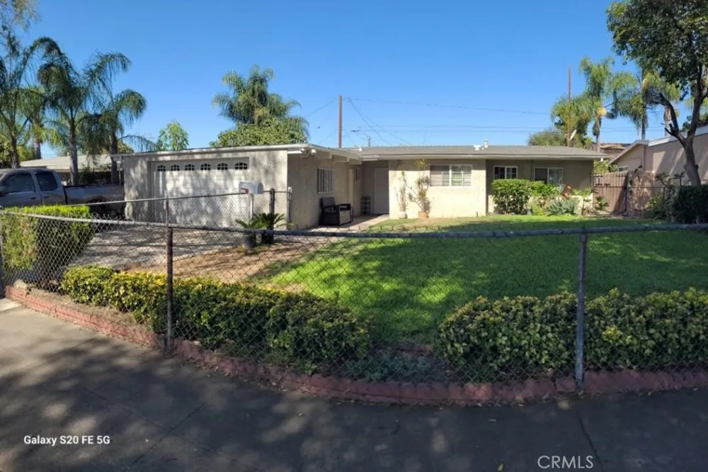 1245 Ross Pomona, CA 91767