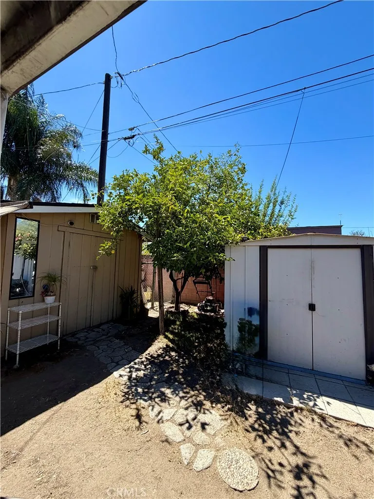 1245 Ross Pomona, CA 91767