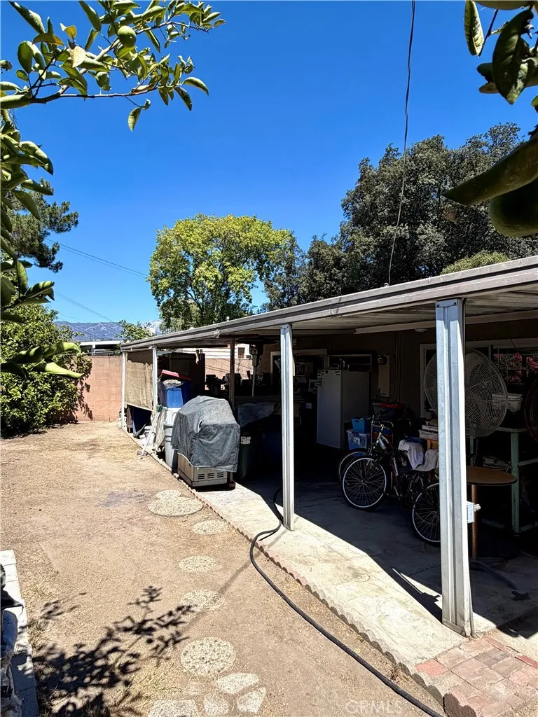 1245 Ross Pomona, CA 91767