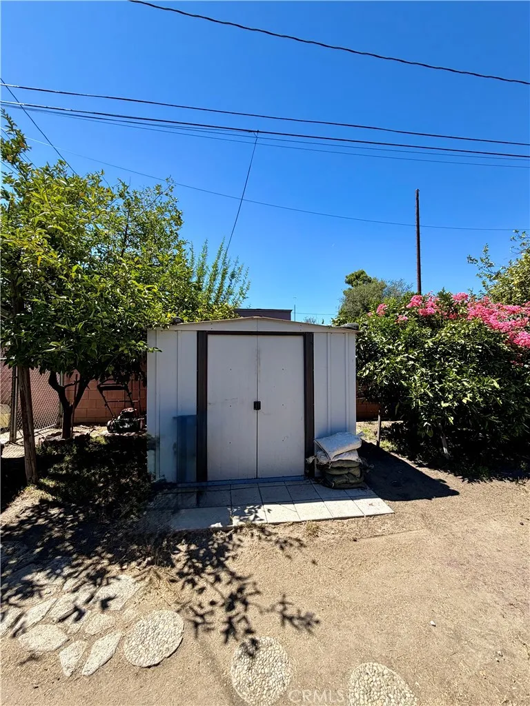 1245 Ross Pomona, CA 91767