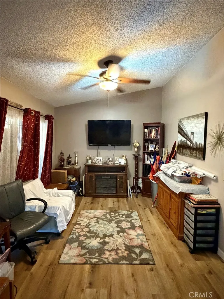1245 Ross Pomona, CA 91767