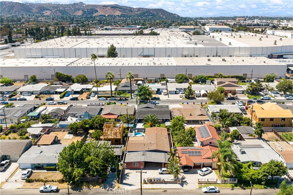 909 Galemont Hacienda Heights, CA 91745