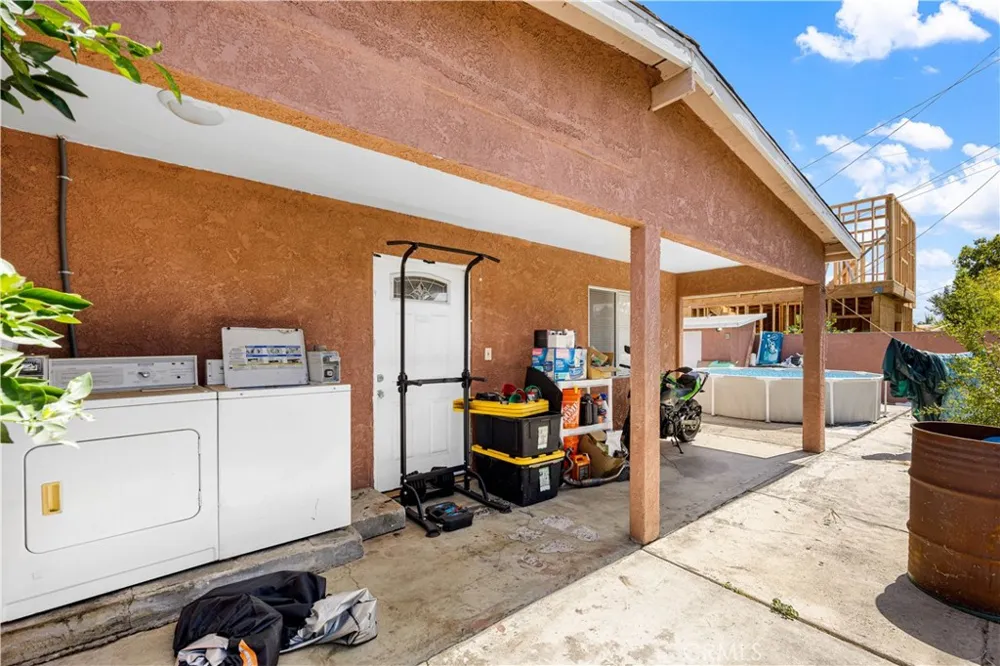 909 Galemont Hacienda Heights, CA 91745