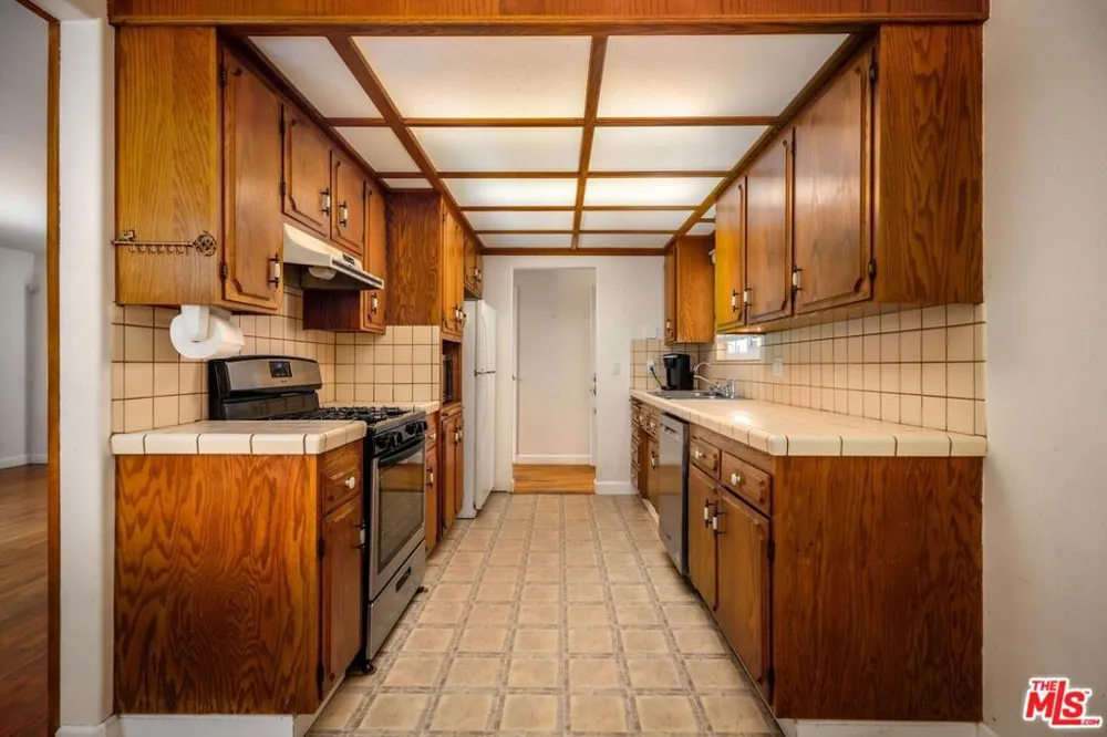 812 Francine Lane Santa Maria, CA 93455