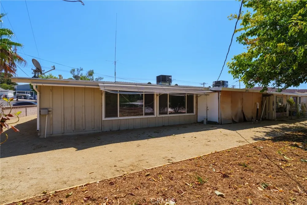 28491 Bradley Road Sun City, CA 92586
