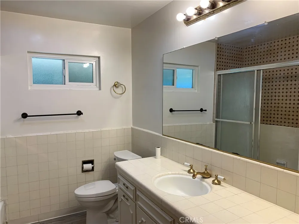 12945 Hillcrest Chino, CA 91710