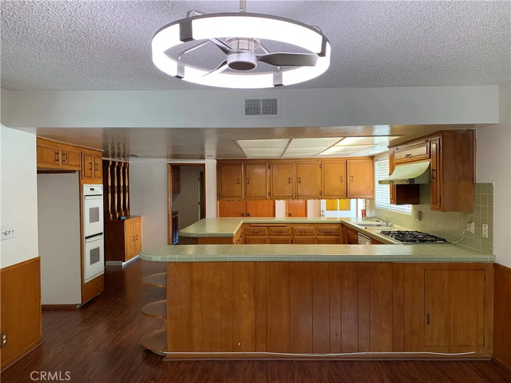 12945 Hillcrest Chino, CA 91710