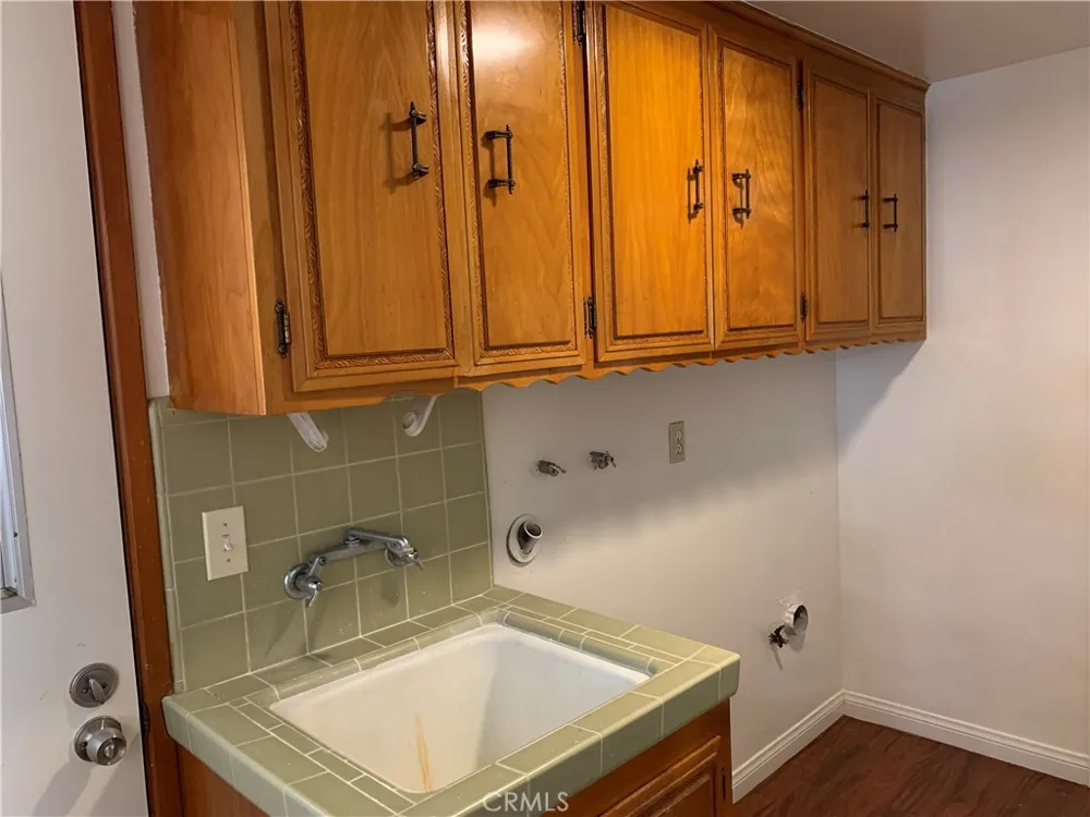 12945 Hillcrest Chino, CA 91710