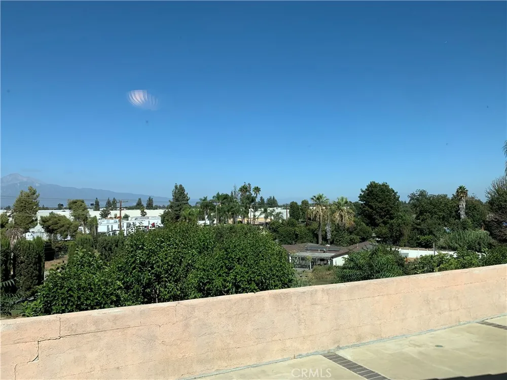 12945 Hillcrest Chino, CA 91710