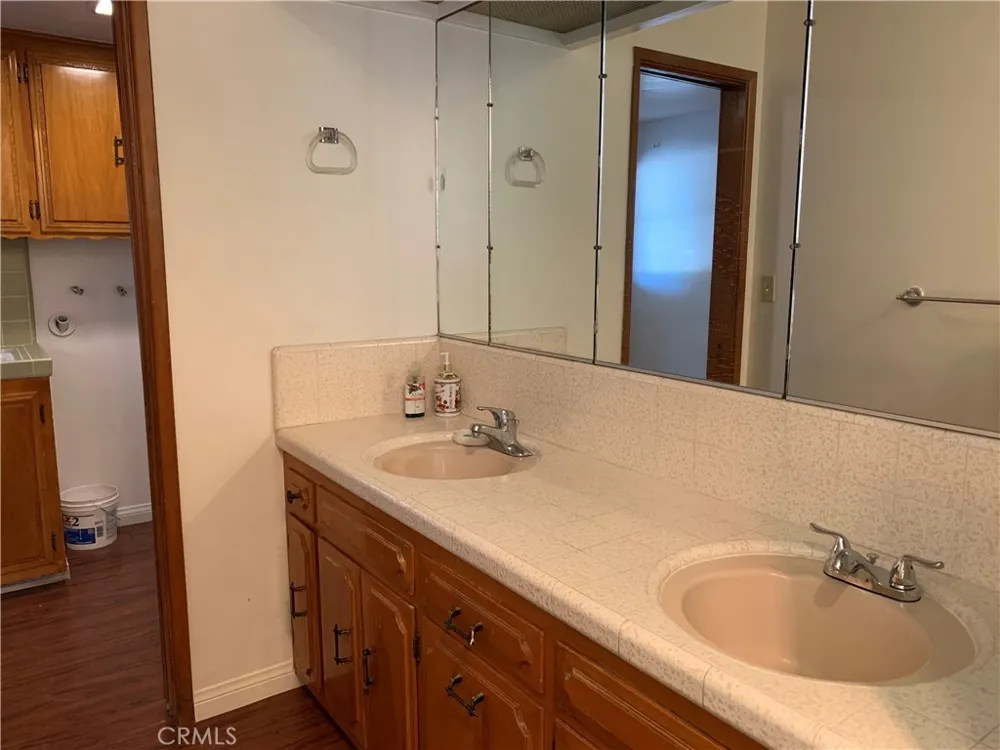 12945 Hillcrest Chino, CA 91710