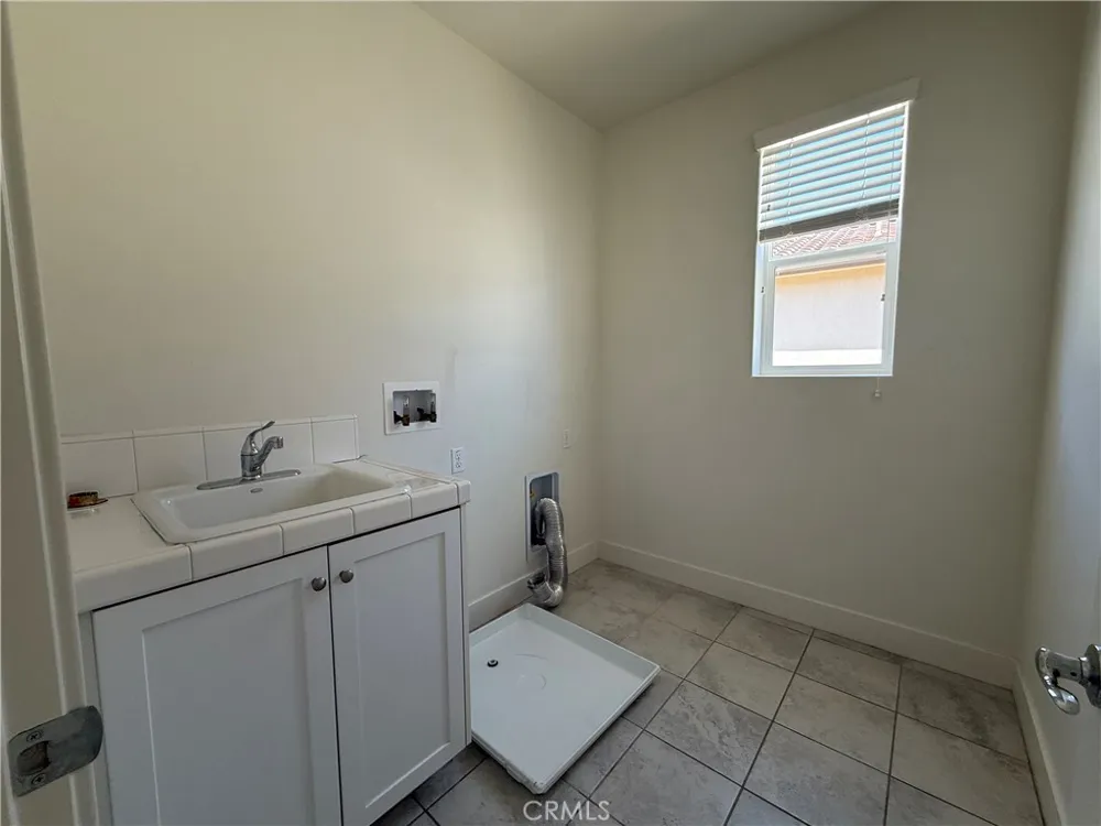 19042 Martino Court Canyon Country, CA 91350