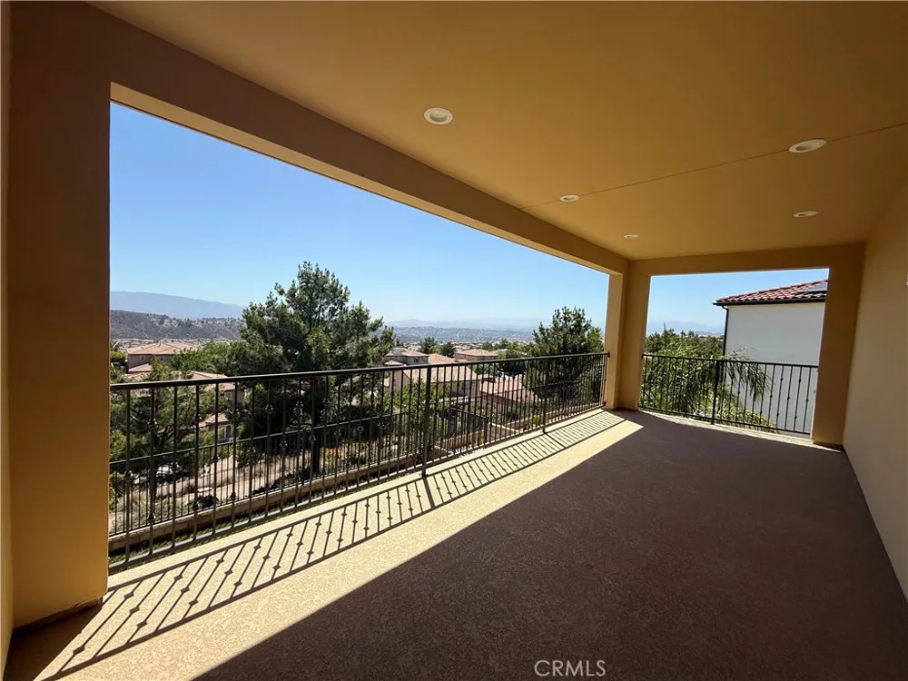 19042 Martino Court Canyon Country, CA 91350