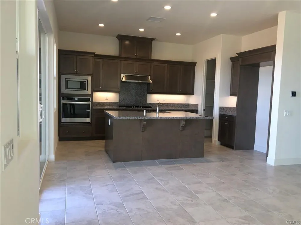 19042 Martino Court Canyon Country, CA 91350
