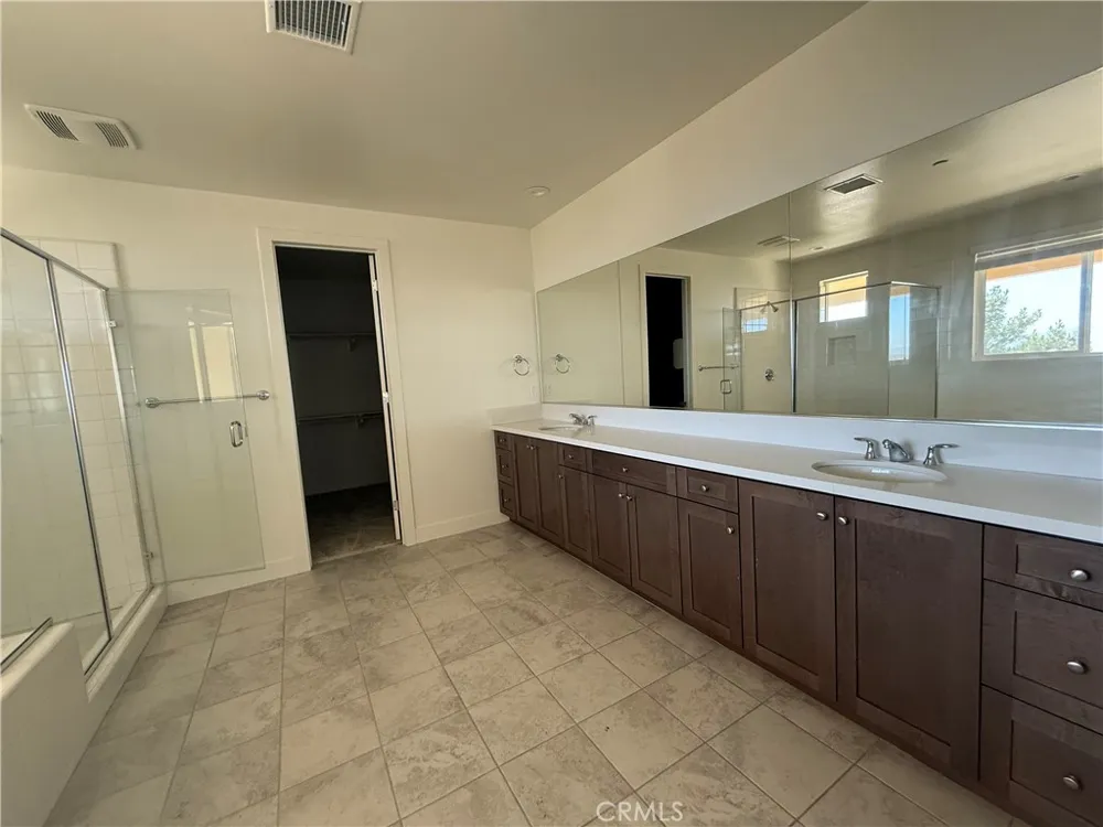 19042 Martino Court Canyon Country, CA 91350