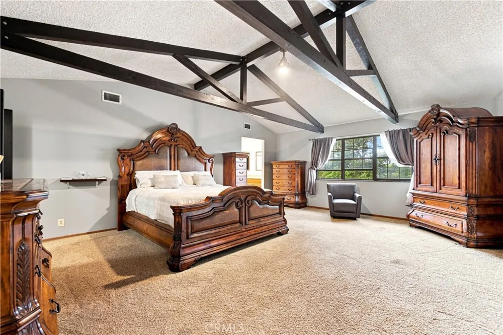 946 S Mccloud Anaheim, CA 92805