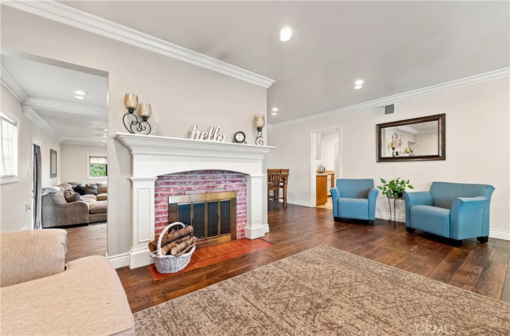 946 S Mccloud Anaheim, CA 92805